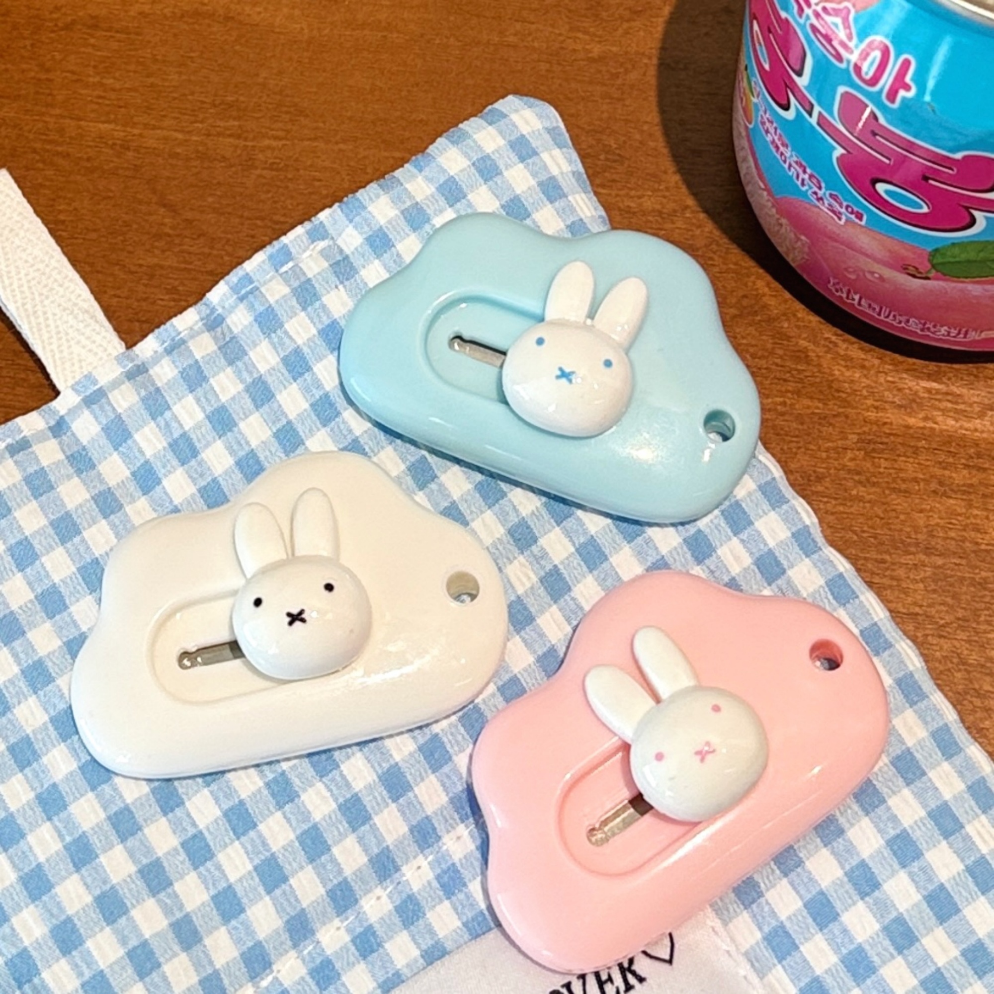 HOT Selling 1/3 Pcs Cute Miffy - Cosplay Prop Knife incelemesi ve fiyatı
