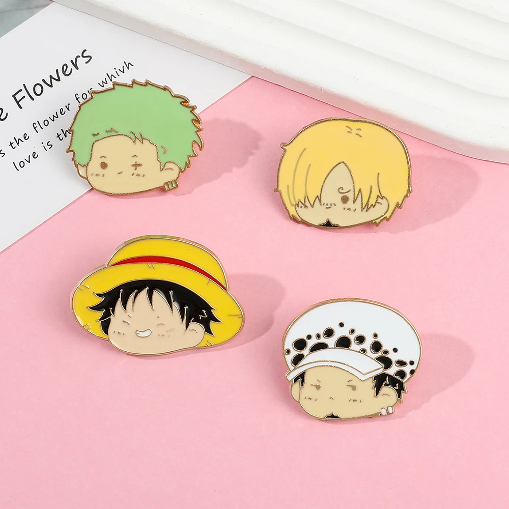 4 Pcs Anime Character Brooch S - Cosplay Prop Bag incelemesi ve fiyatı